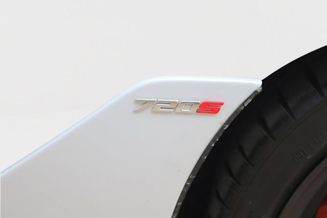Used 2020 McLaren 720S Spider RWD image 12