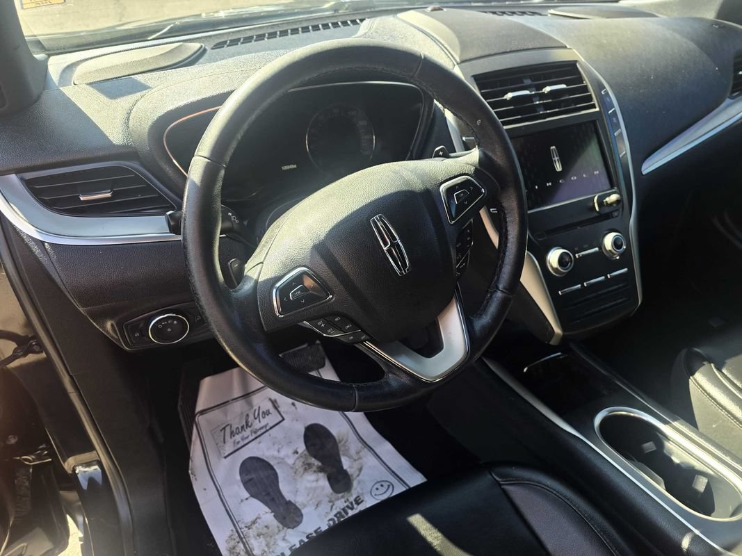 Used 2019 Lincoln MKC Premiere FWD image 39