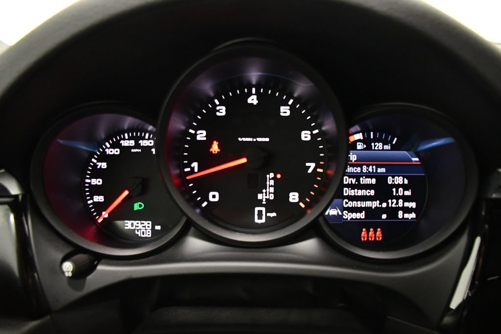 Used 2021 Porsche Macan AWD/4WD image 12