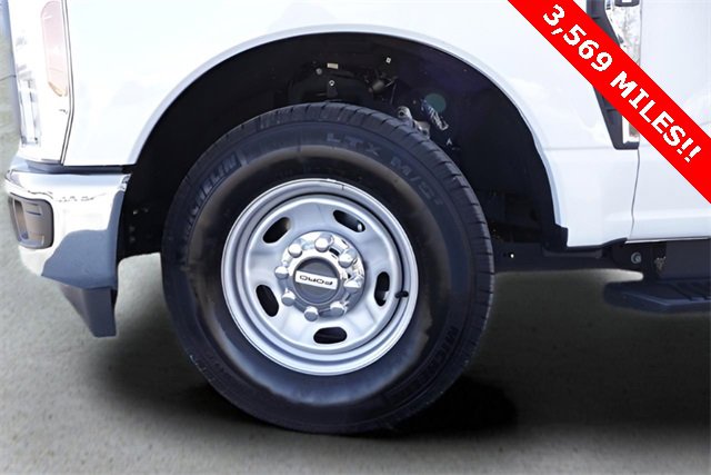Used 2023 Ford F250 XL w/ XL Chrome Package image 67