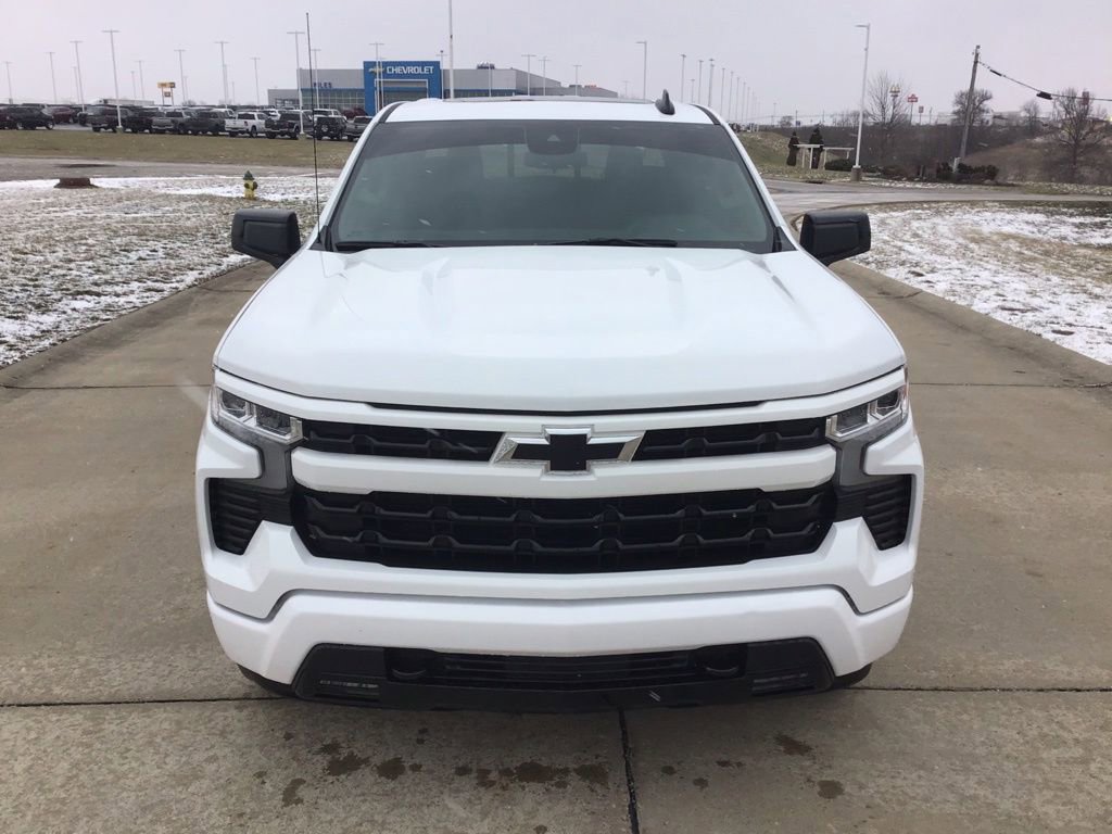 Used 2025 Chevrolet Silverado 1500 RST w/ Convenience Package II image 2