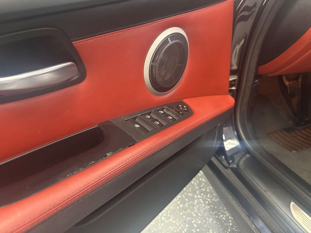 Used 2008 BMW M3 Convertible image 10