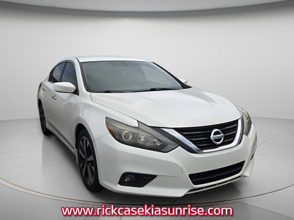 Used 2018 Nissan Altima 2.5 SR FWD image 4