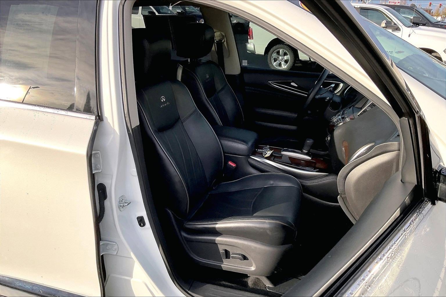 Used 2014 INFINITI QX60 Luxe image 7