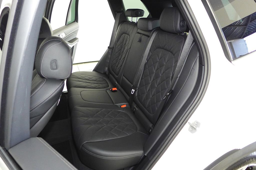 Certified 2024 BMW X5 xDrive50e w/ Parking Assistance Package image 21