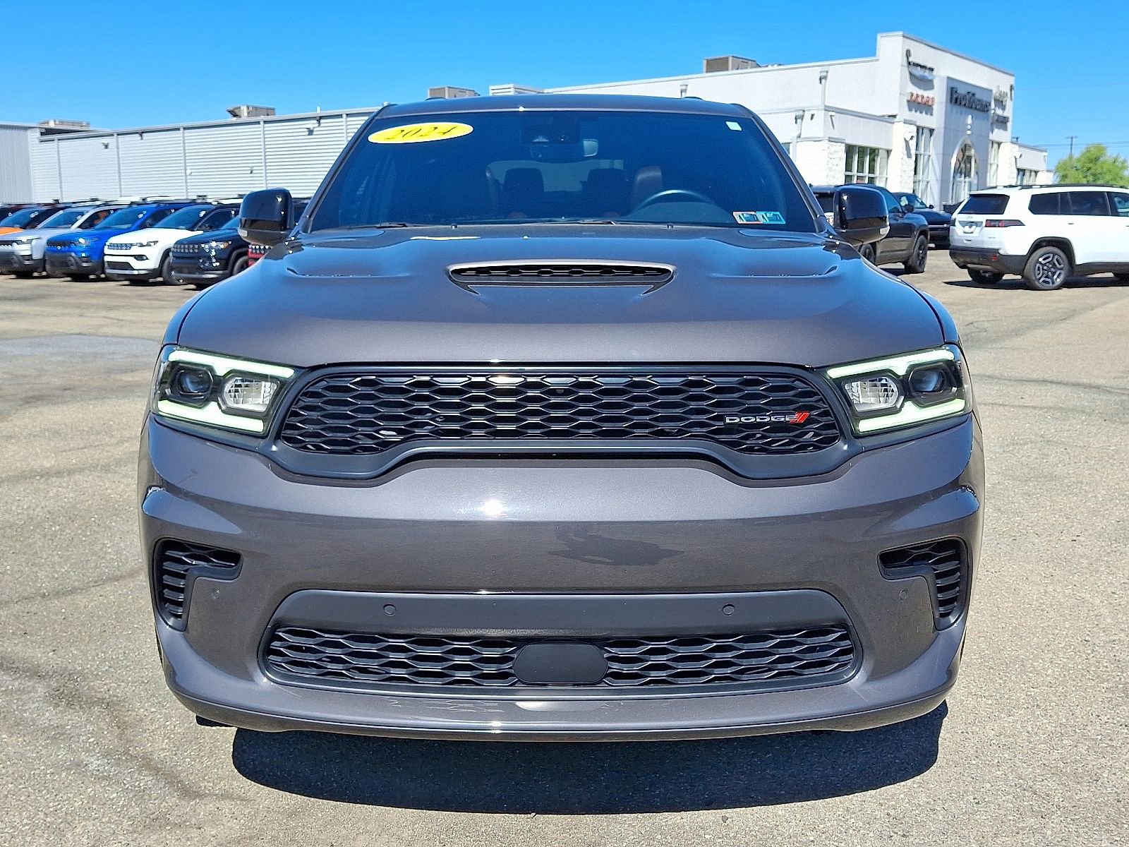 Used 2024 Dodge Durango R/T AWD/4WD image 2