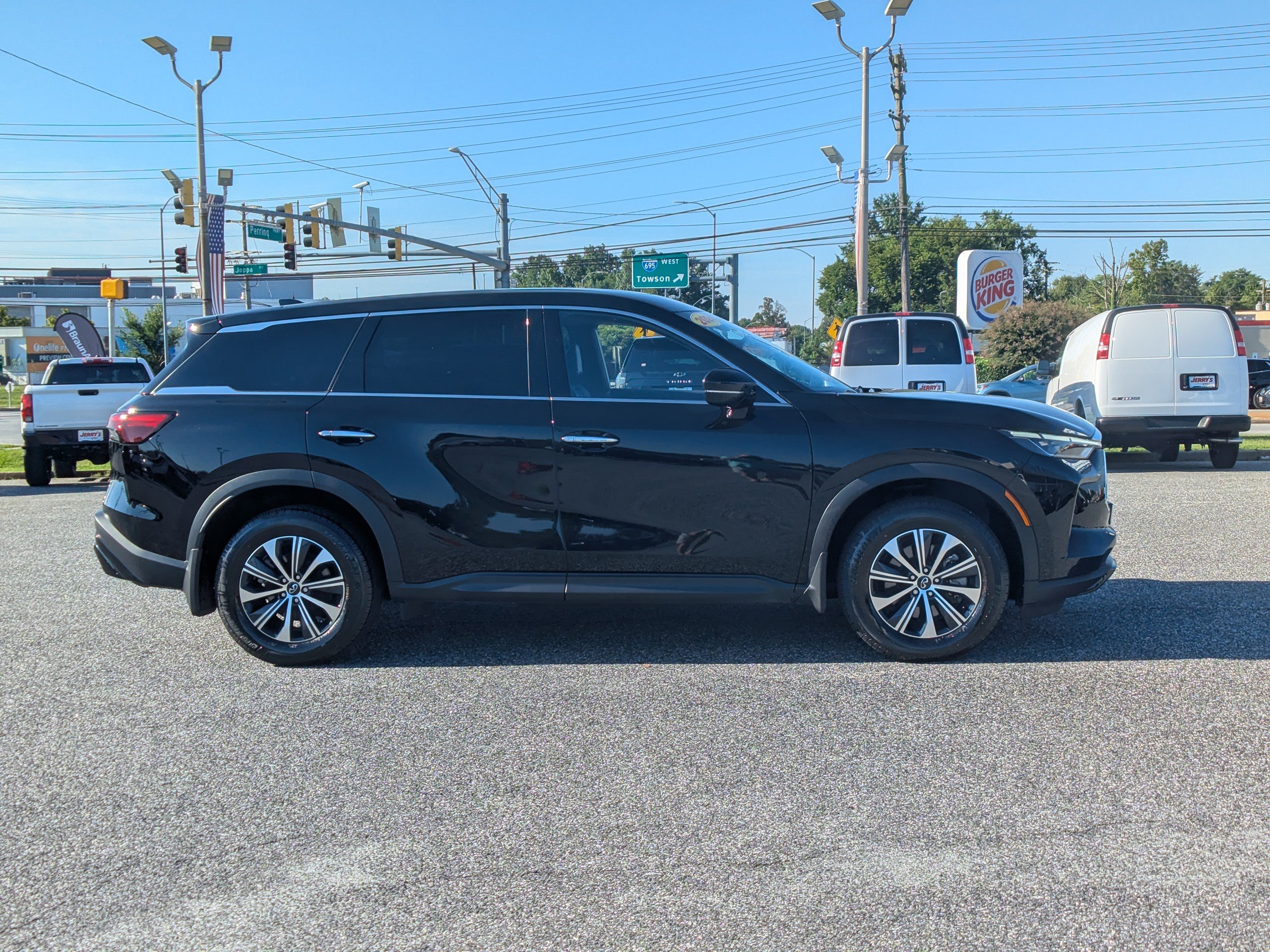 Used 2024 INFINITI QX60 Pure AWD/4WD image 10