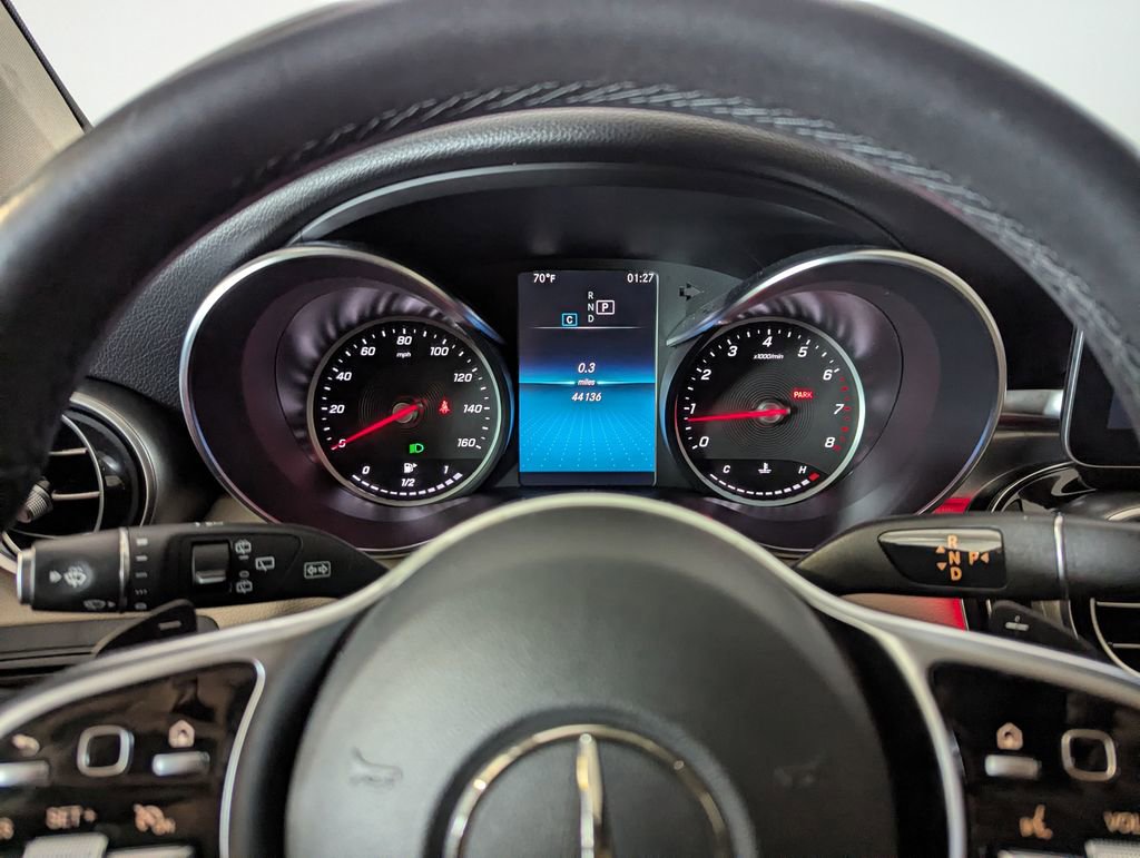 Used 2020 Mercedes-Benz GLC 300 image 39