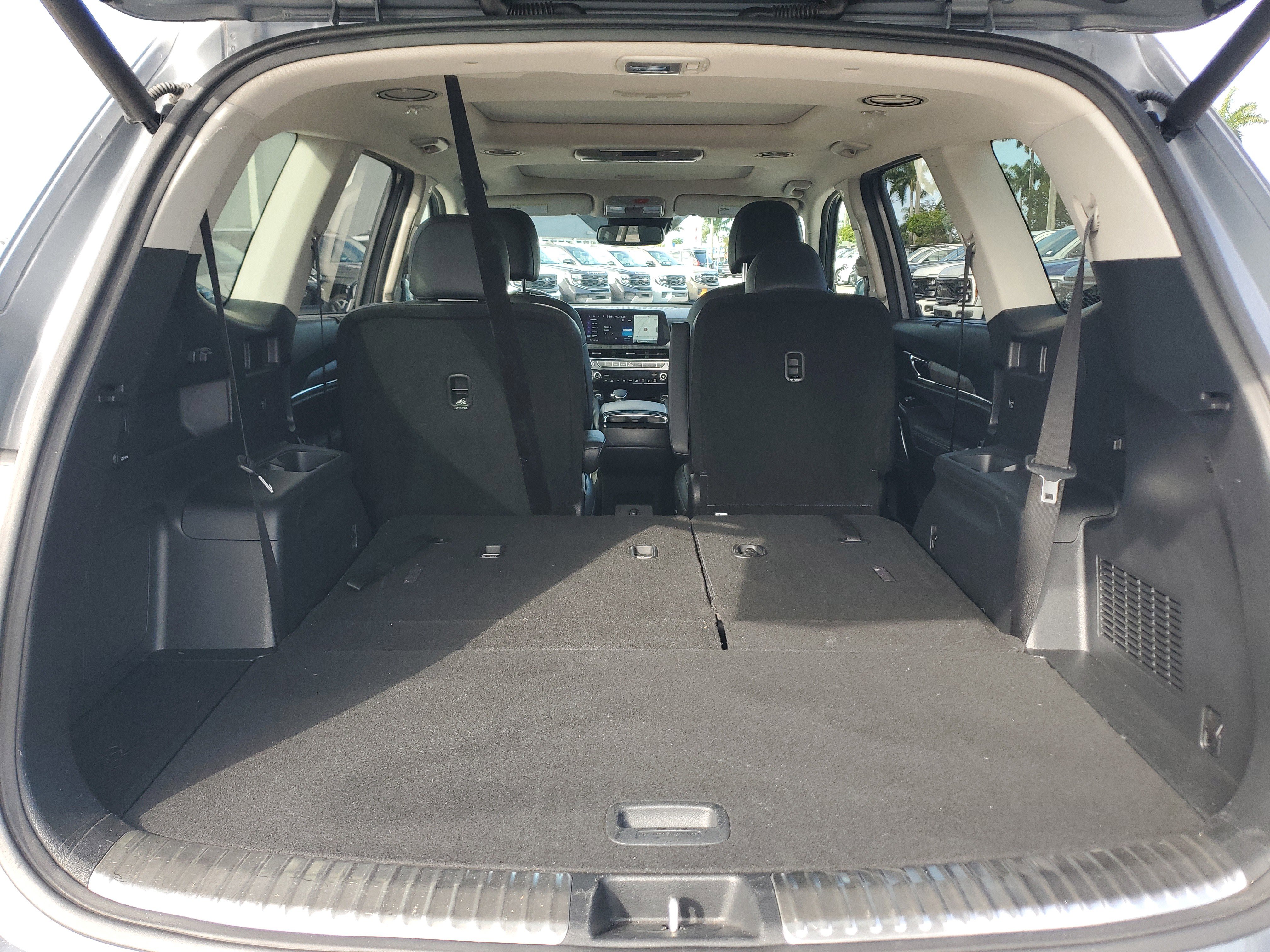 Used 2024 Kia Telluride SX image 17