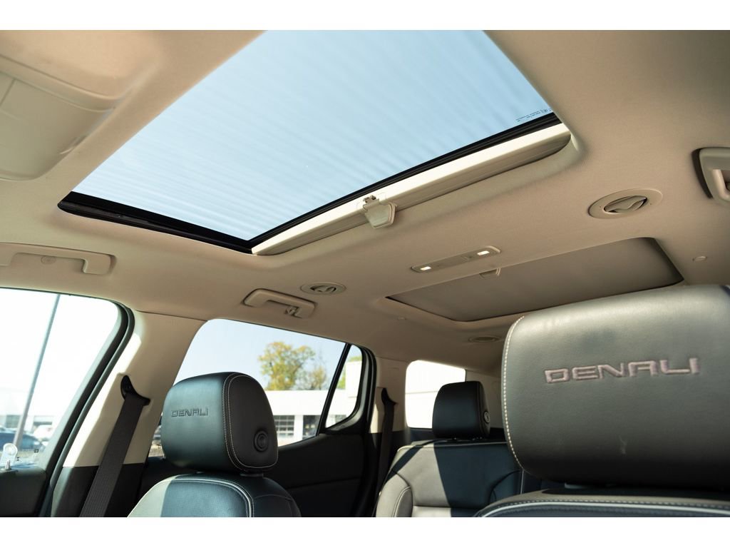 Used 2018 GMC Acadia Denali w/ Technology Package image 16