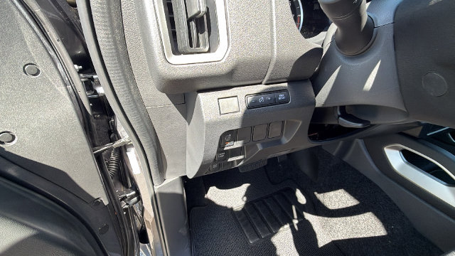 New 2026 Nissan Frontier SV w/ Tow Package AWD/4WD image 29