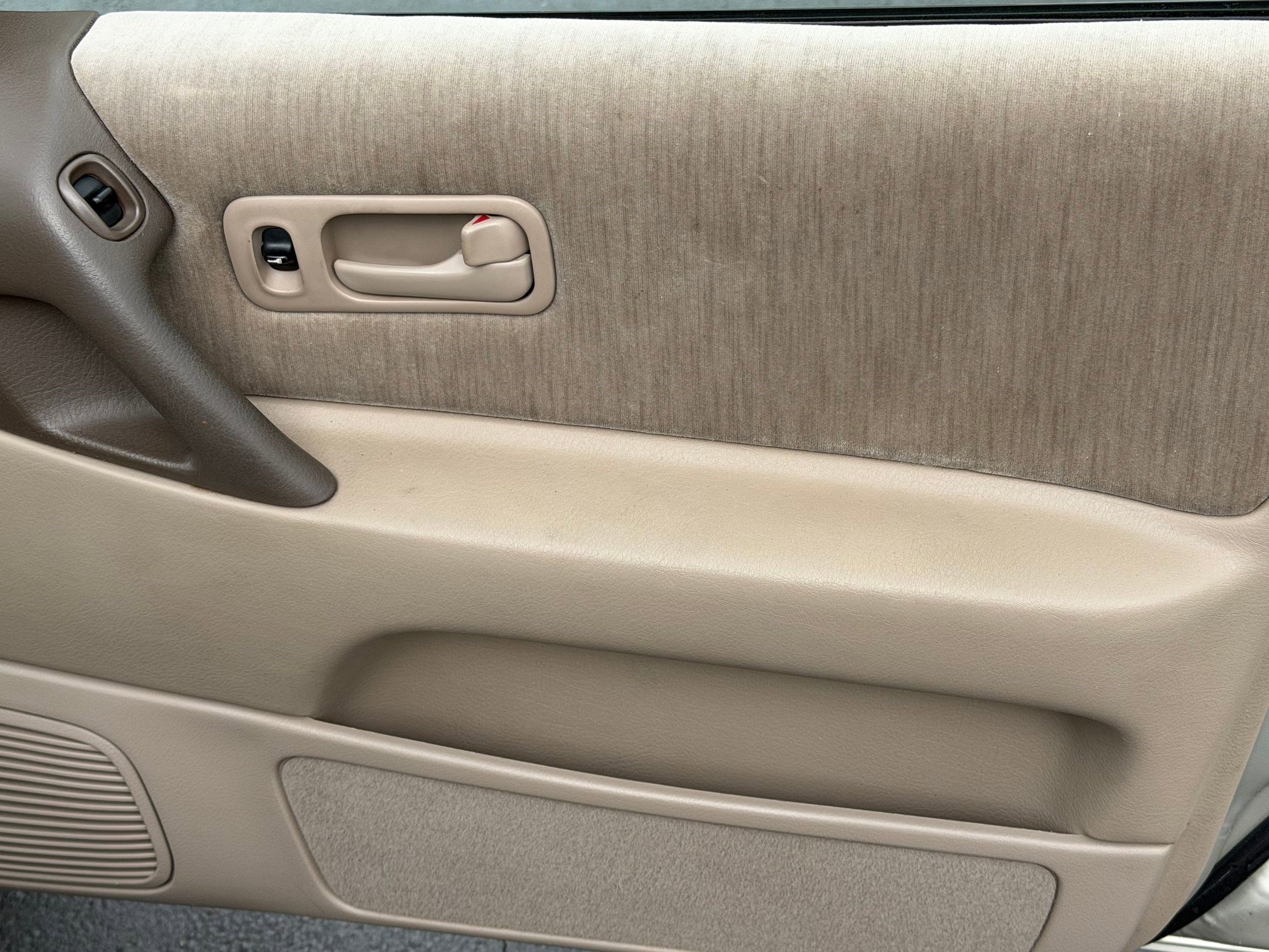 Used 1995 Nissan Altima SE image 31