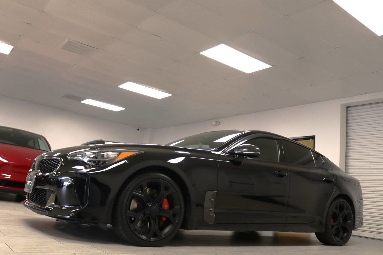 Used 2019 Kia Stinger GT1 RWD image 10