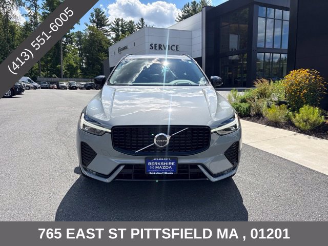 Used 2025 Volvo XC60 B5 Ultra w/ Protection Package Premier AWD/4WD image 2