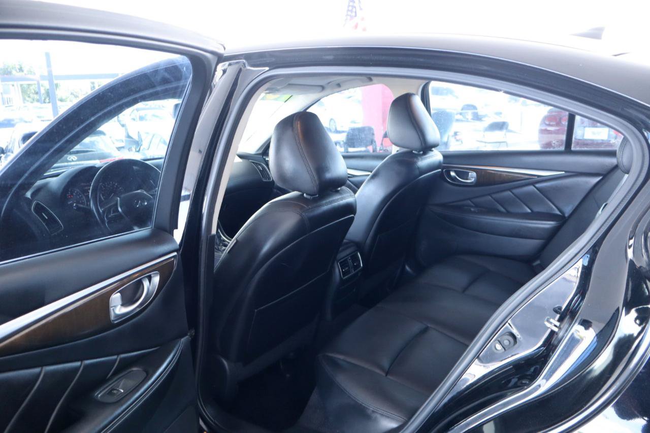 Used 2018 INFINITI Q50 Luxe RWD image 30