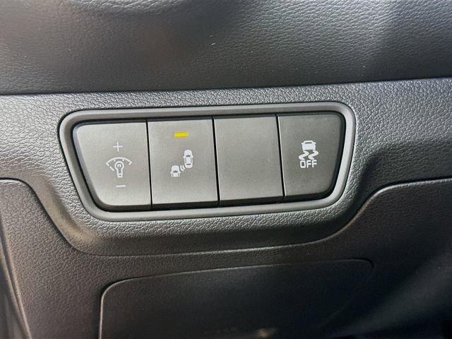 Used 2024 Kia Forte LXS w/ LXS Technology Package image 8