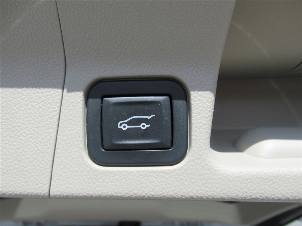 Used 2017 GMC Acadia Denali image 36