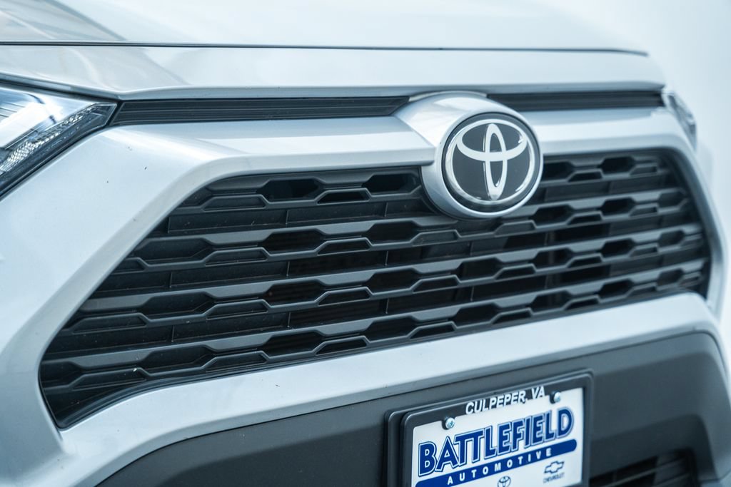 Certified 2025 Toyota RAV4 LE FWD image 11