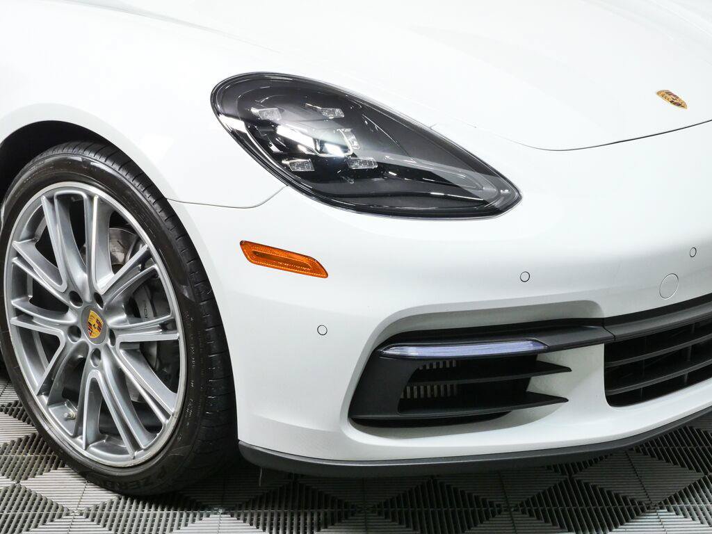Certified 2018 Porsche Panamera 4S AWD/4WD image 38