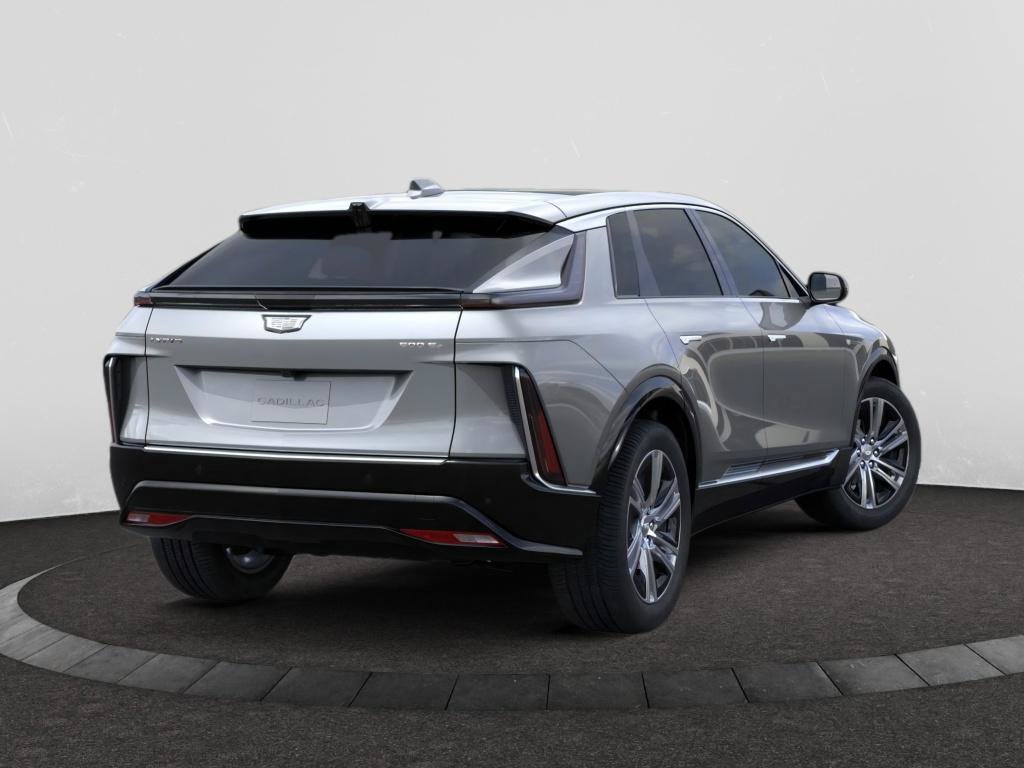 Used 2024 Cadillac Lyriq Tech w/ Driver Assist Package AWD/4WD image 4
