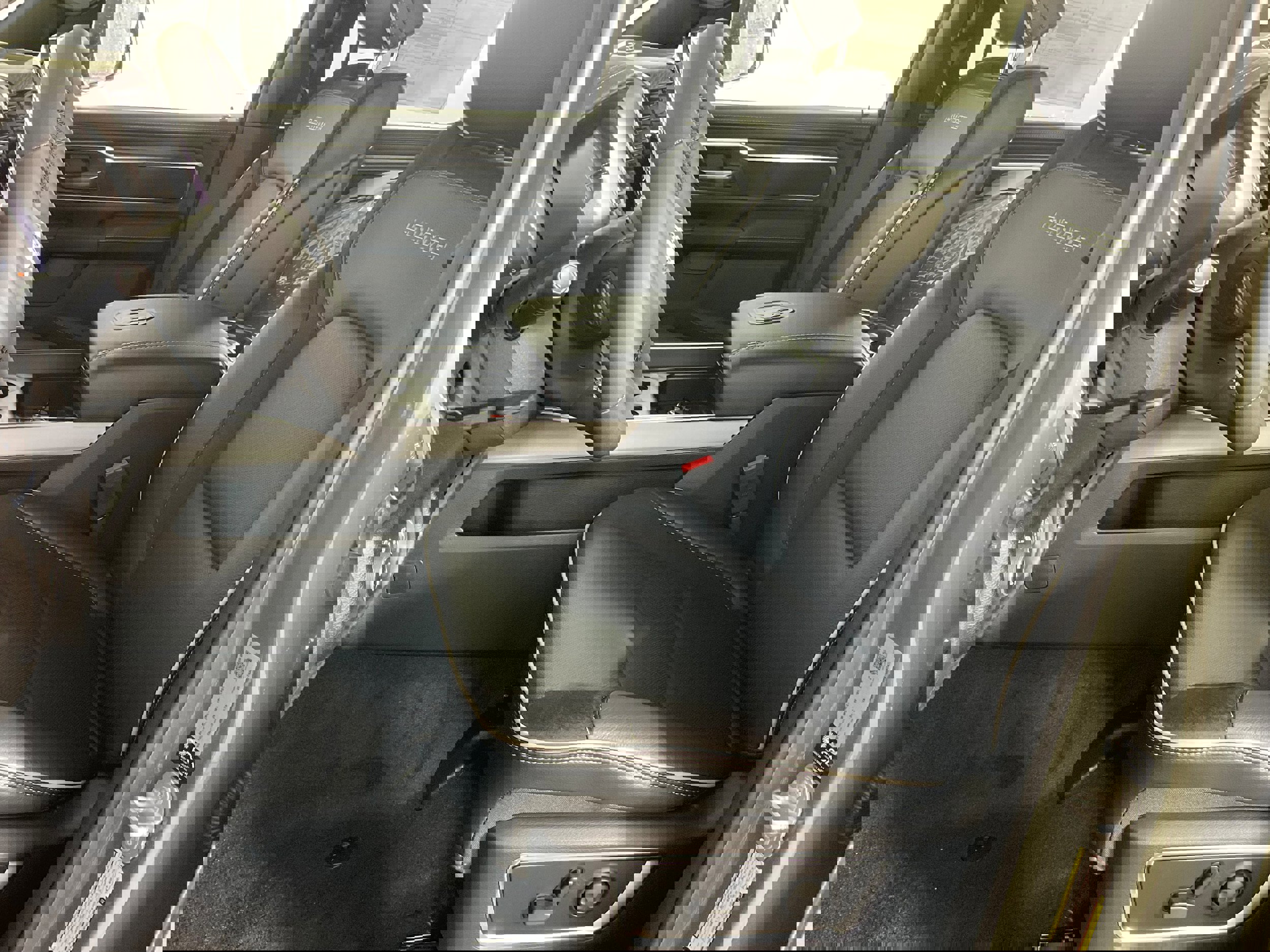 New 2026 RAM 1500 Laramie image 9