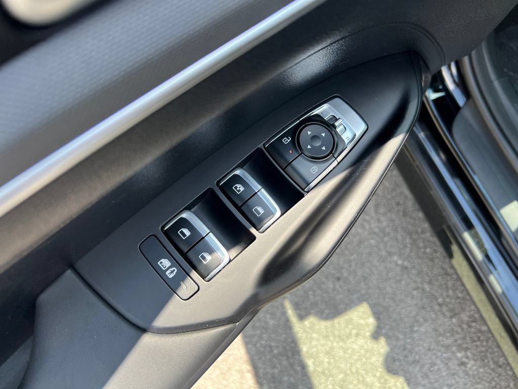 New 2026 Kia K5 LXS FWD image 11