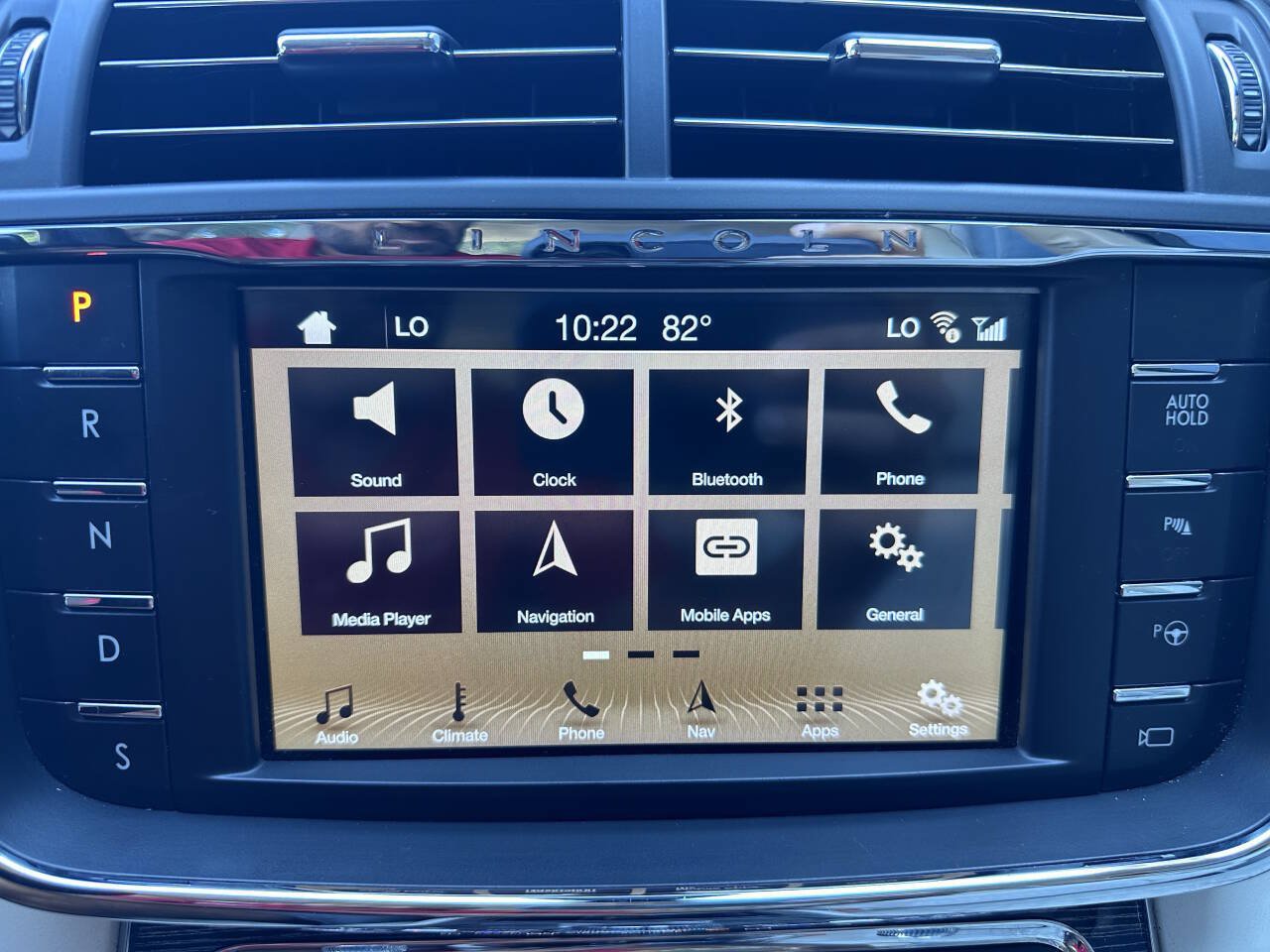 Used 2017 Lincoln Continental Black Label w/ Technology Package AWD/4WD image 35