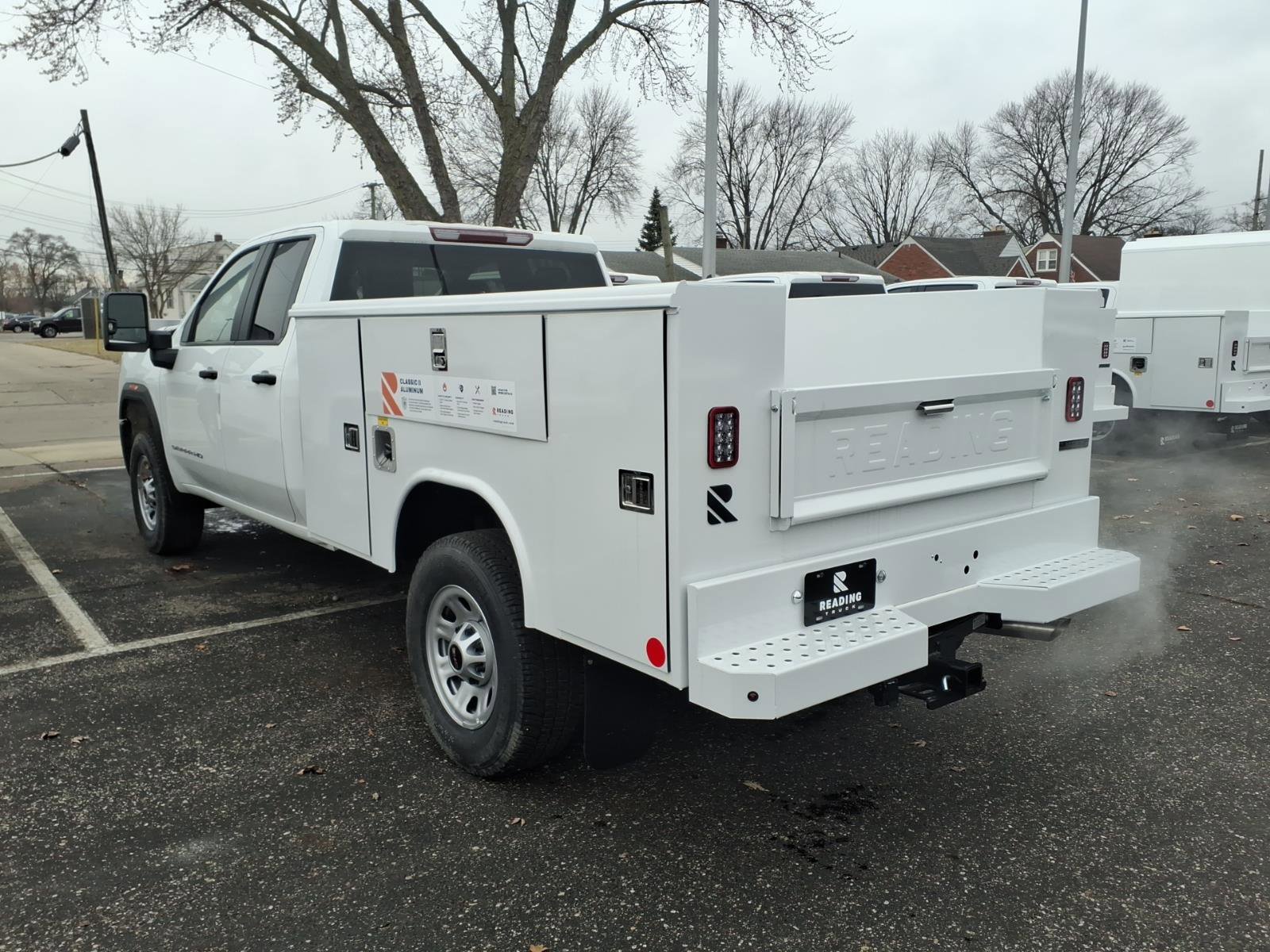New 2025 GMC Sierra 3500 Pro w/ Convenience Package image 4