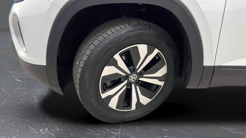 Used 2024 Volkswagen Atlas SE AWD/4WD image 34