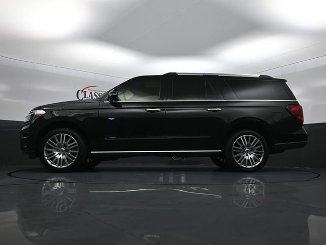 Used 2022 Ford Expedition Max Limited image 25