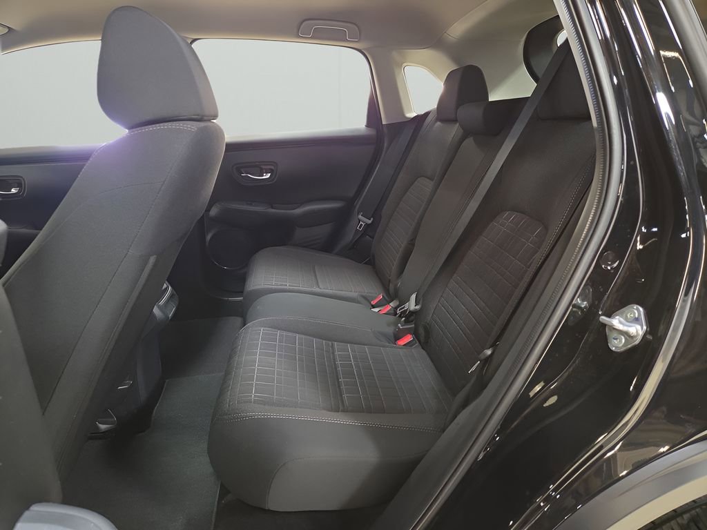 Used 2025 Honda HR-V LX image 21