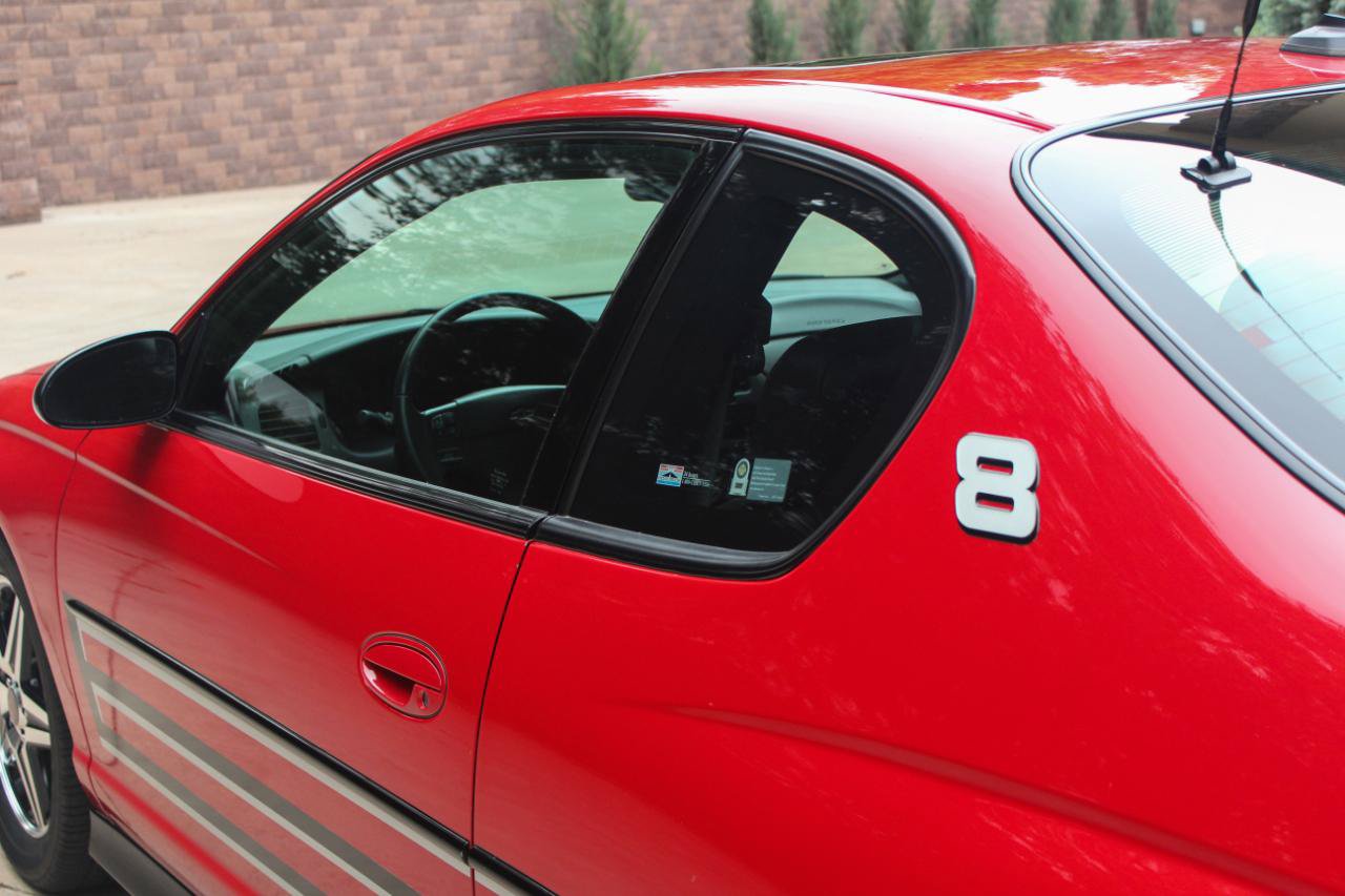 Used 2004 Chevrolet Monte Carlo SS w/ Dale Earnhardt Jr. Package FWD image 6