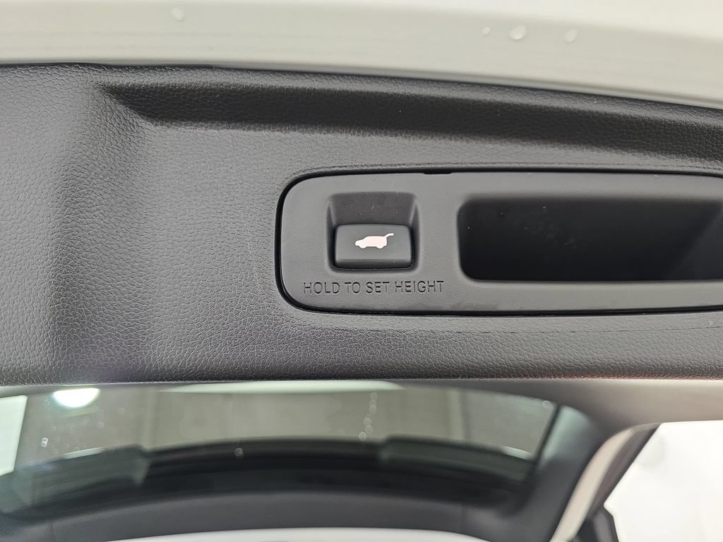 Used 2024 Honda CR-V Sport Touring image 16