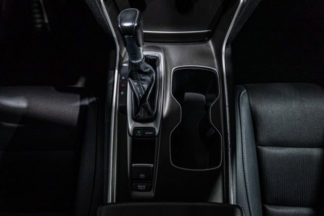 Used 2019 Honda Accord Sport image 19
