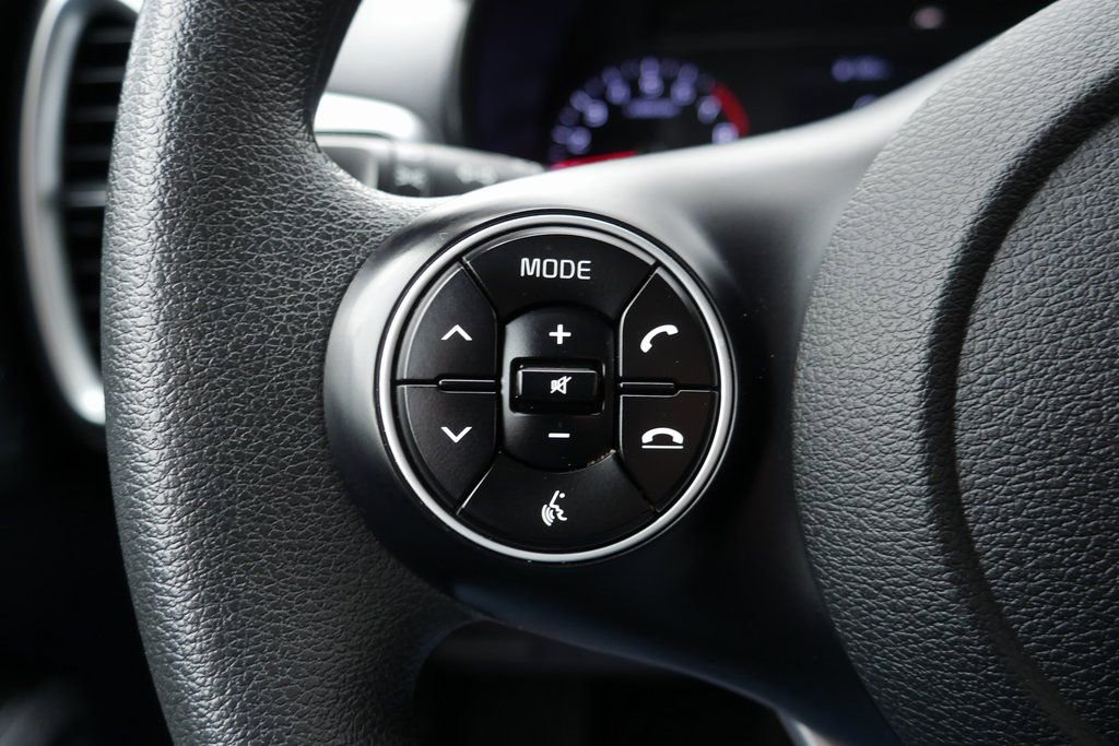 Used 2021 Kia Soul S image 12