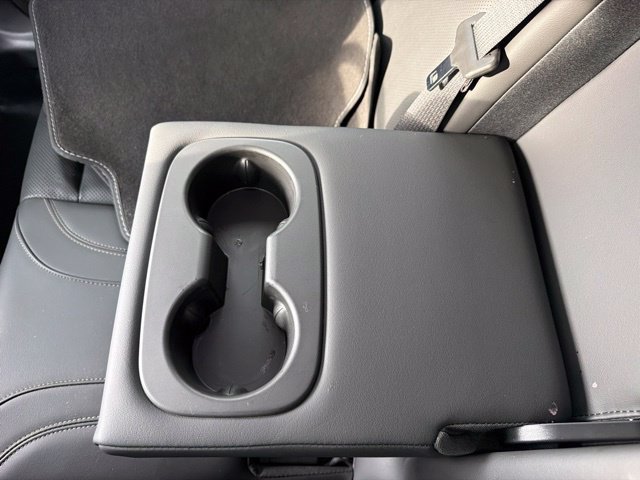 Used 2023 Buick Envision Essence FWD image 16
