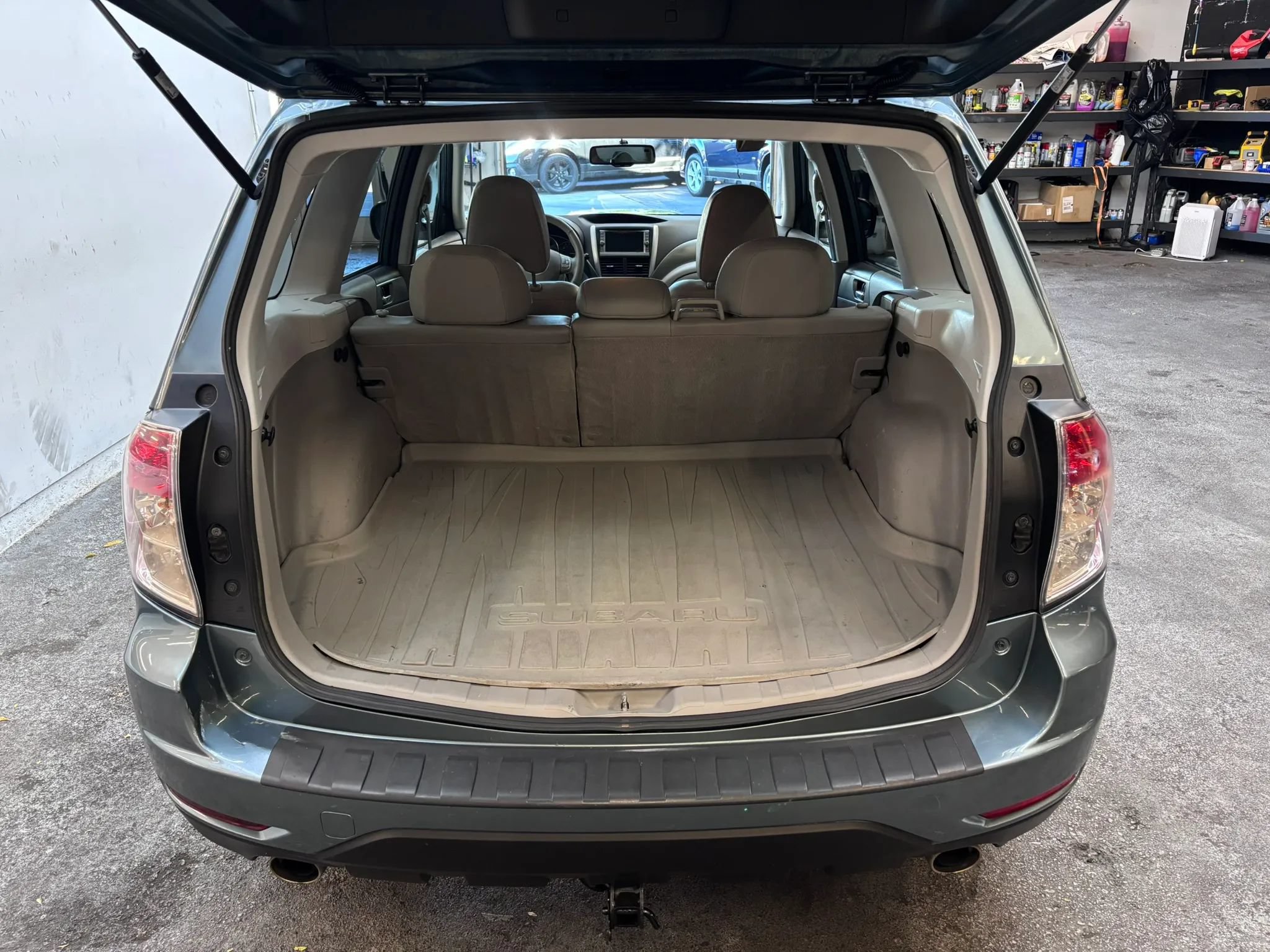Used 2010 Subaru Forester 2.5XT Limited w/ Popular Equipment Group 7B AWD/4WD image 23