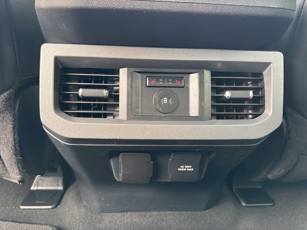 Used 2024 Ford F350 Lariat image 46