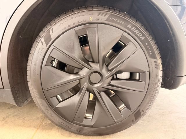 Used 2020 Tesla Model Y Long Range AWD/4WD image 10