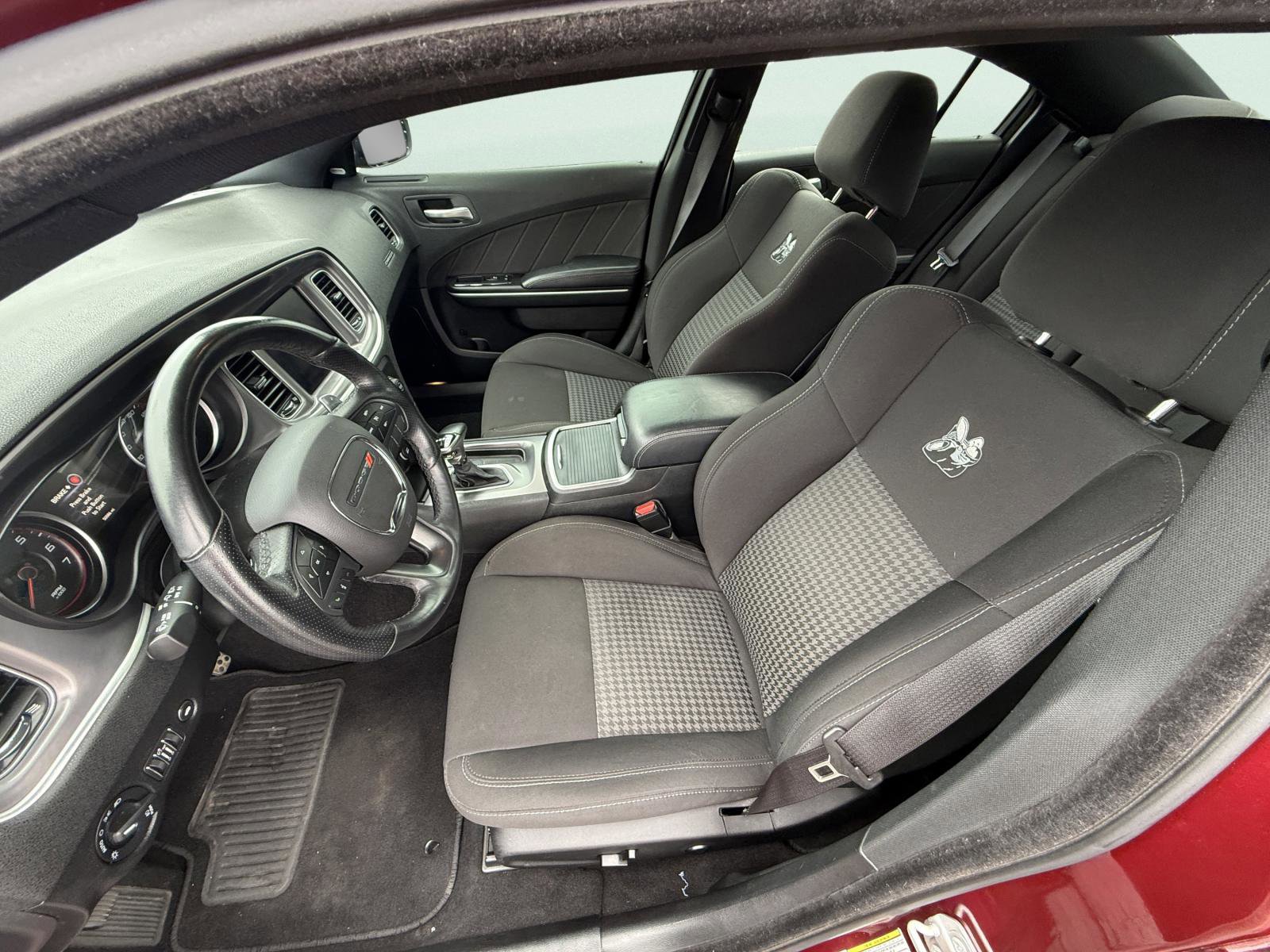 Used 2019 Dodge Charger Scat Pack RWD image 9