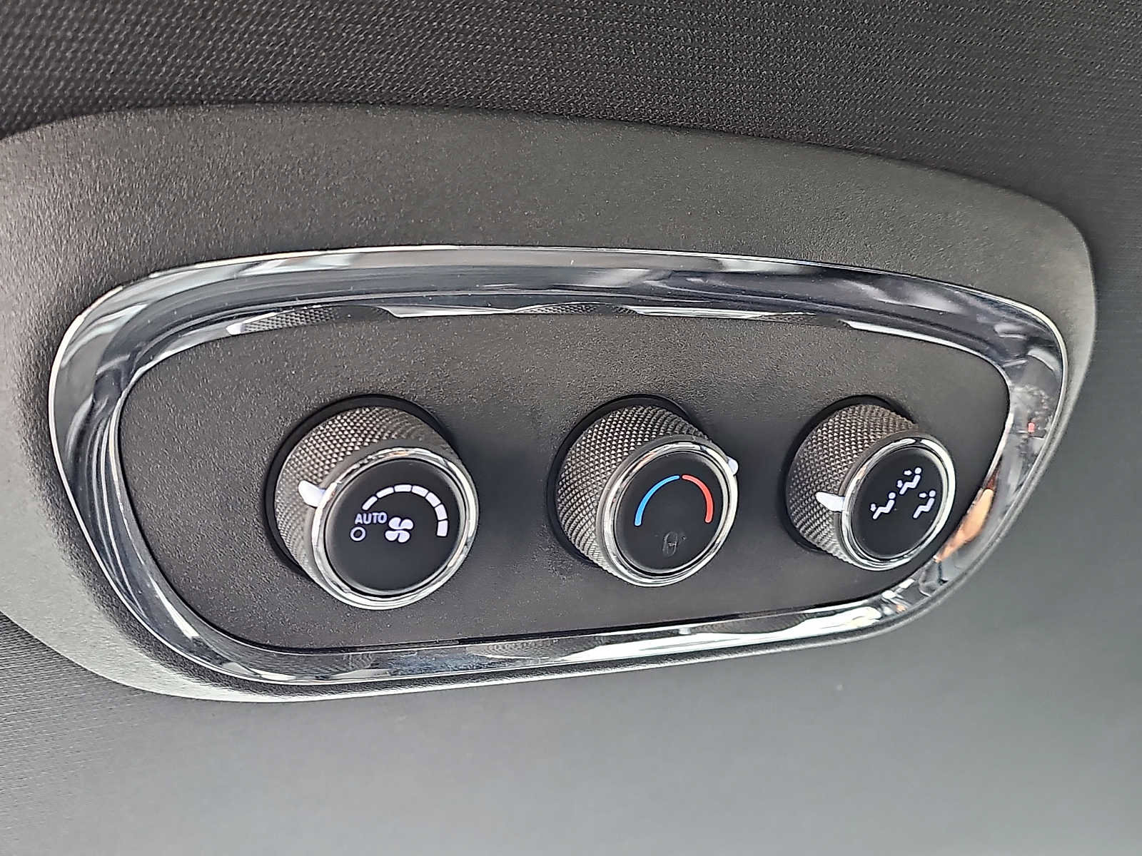 Used 2020 Dodge Durango GT image 13