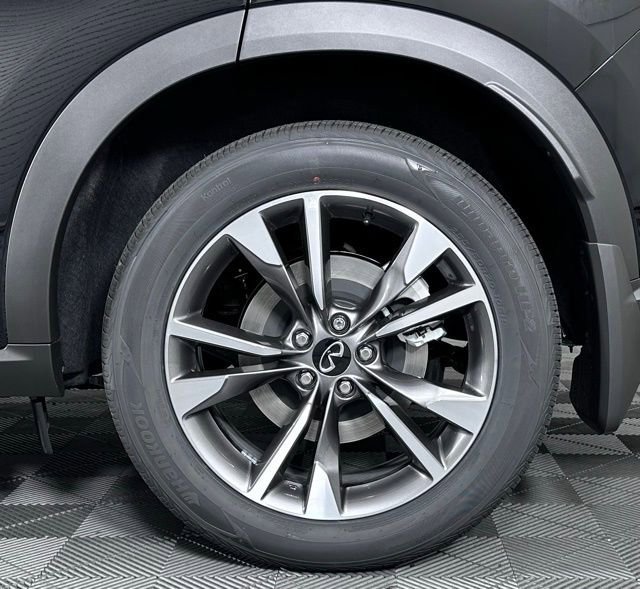 Certified 2026 INFINITI QX60 Pure w/ Cargo Package FWD image 11