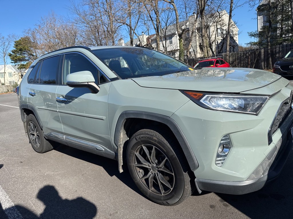 Used 2019 Toyota RAV4 XLE image 1