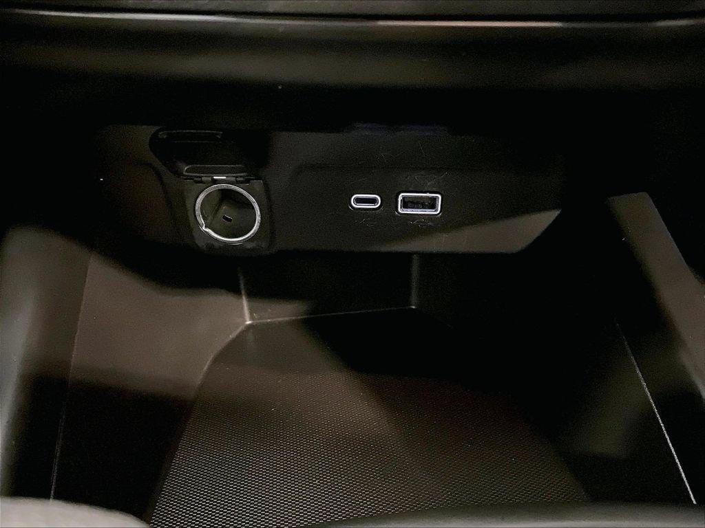 Used 2024 Chevrolet Trax LS FWD image 28