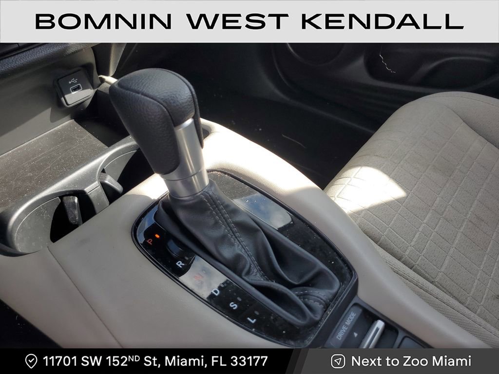 Used 2024 Honda HR-V LX image 26