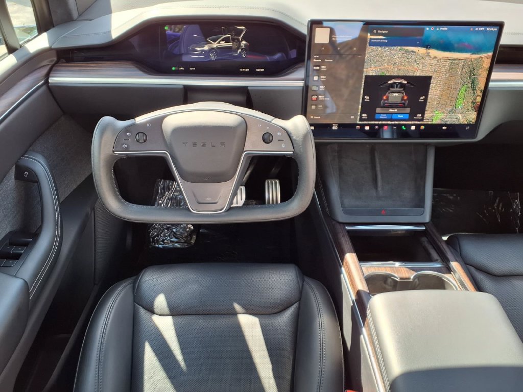 Used 2024 Tesla Model X AWD/4WD image 11