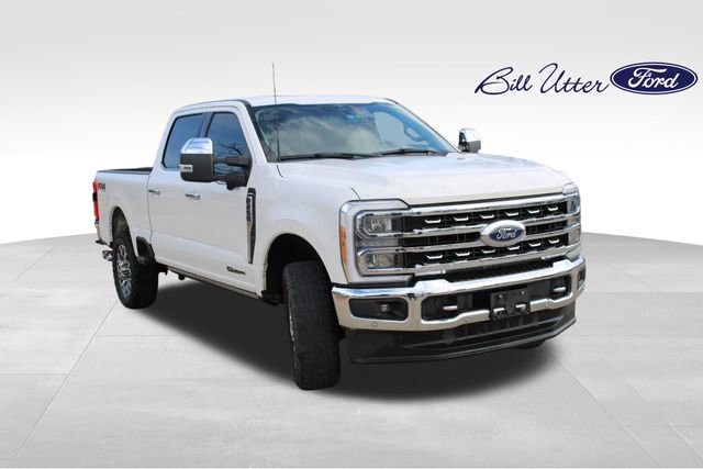 Certified 2023 Ford F250 Lariat w/ Lariat Ultimate Package image 3
