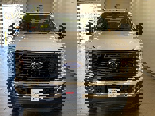 New 2025 Ford F350 XL w/ XL Chrome Package image 3