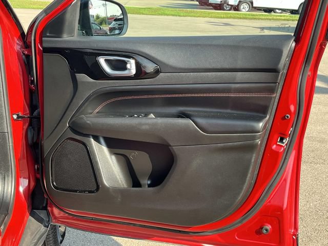 Used 2024 Jeep Compass Trailhawk AWD/4WD image 24