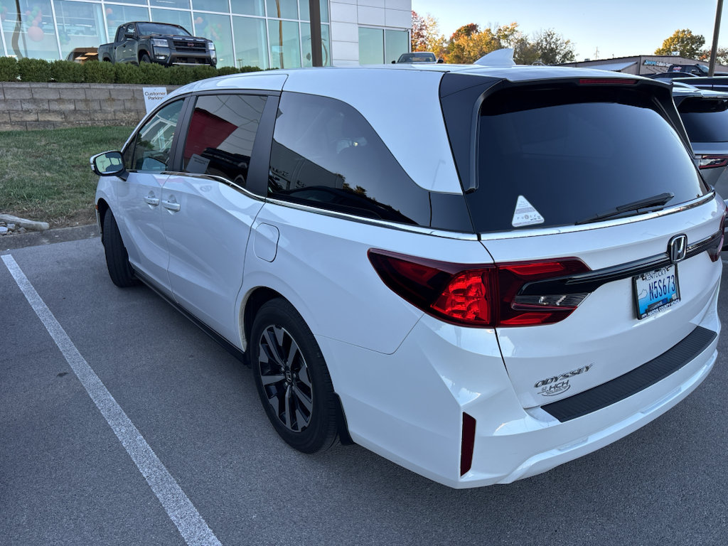 Used 2025 Honda Odyssey EX-L image 5
